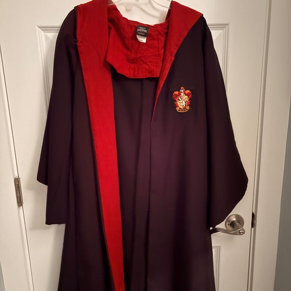 Black and Red Hooded Robe with Crest